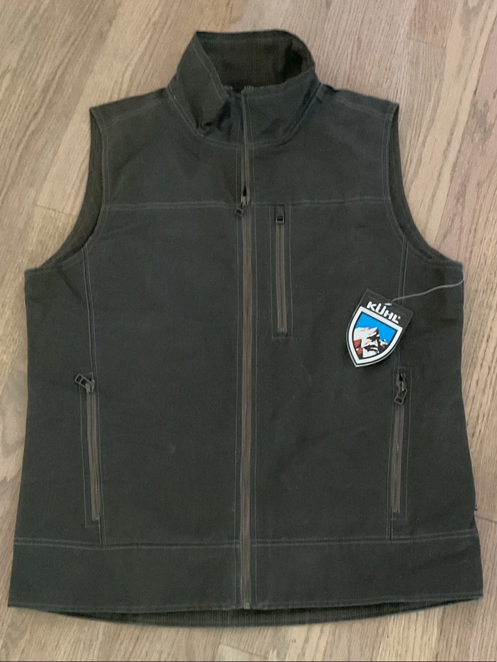 NWT Kuhl Men's Burr Gunmetal Softshell Vest  Size Medium